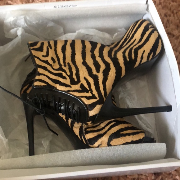 Steve Madden Tiger print Korsett Bootie - Picture 2 of 7
